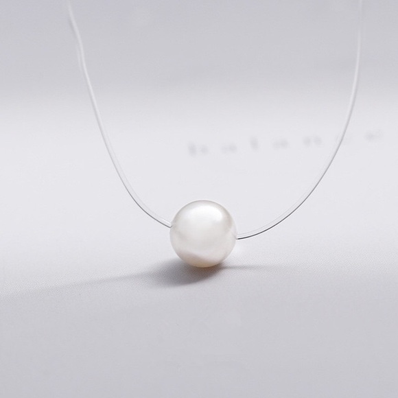 Pearl invisible neckace - Picture 2 of 3